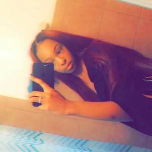 Meet your Posher, Beatrice